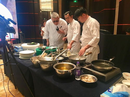 中餐名厨大讲堂暨中餐厨艺技能提升高级研修班在南京举办