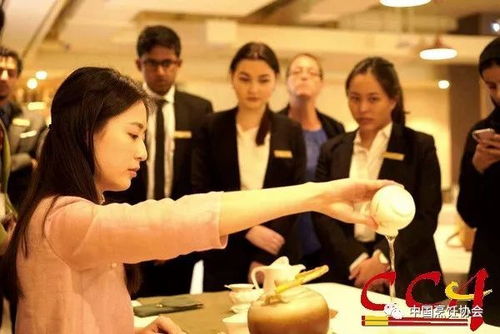 中国名厨与阿联酋酒店管理学院师生分享欢乐春节文化
