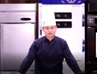 一位工厂里的90后操作工,成功逆袭为资深甜品师!连MOF、世界甜品冠军都对他赞誉有加!